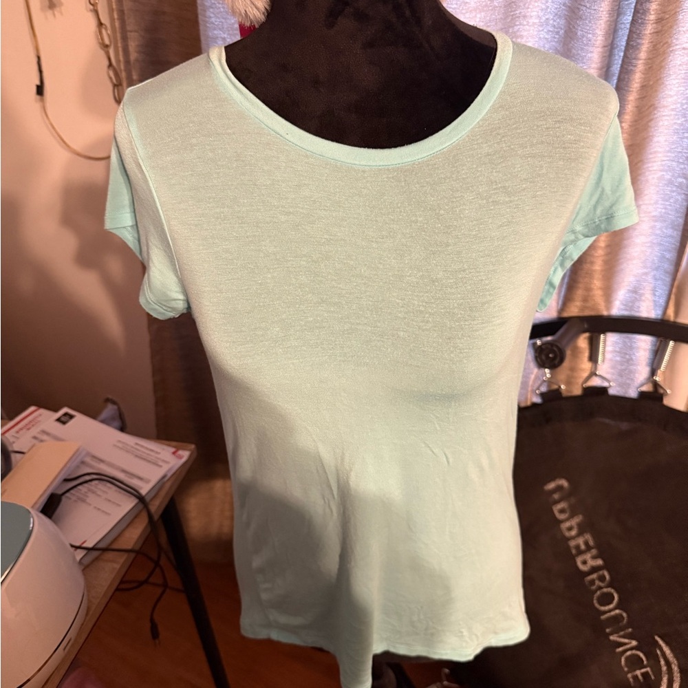Rue 21 Short Sleeve Shirt. Juniors Sizing.